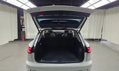 Volkswagen Touareg 2022, 128173 км, за 32309.21 USD - фото 20