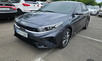 Kia K3 2023, 24654 км, за 11356.18 USD - фото 6