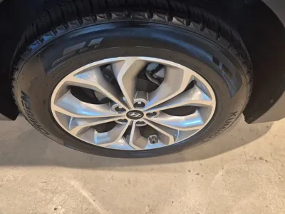 Hyundai Santafe 2015, 119035 км, за 6277.1 USD