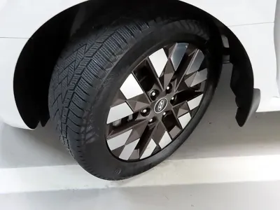 Hyundai Staria 2023, 58473 км, за 32985.22 USD