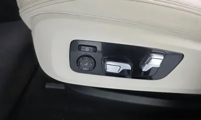 BMW X6 2021, 46416 км, за 46840.42 USD - фото 35