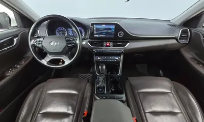 Hyundai Grandeur 2017, 190446 км, за 7296.42 USD - фото 7