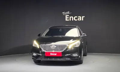Hyundai Sonata 2017, 125873 км, за 4420.46 USD