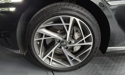 Genesis G90 2022, 79584 км, за 40828.27 USD