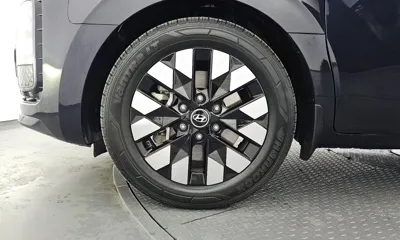 Hyundai Staria 2025, 59102 км, за 23565.71 USD