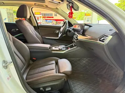 BMW 3 Series 2023, 46000 км, за 22561.79 USD - фото 6