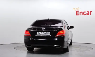 Hyundai Equus 2014, 139632 км, за 7700.78 USD