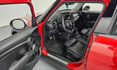 MINI Cooper 2016, 76528 км, за 5448.34 USD - фото 10