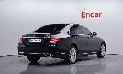 Mercedes-Benz E-Class 2018, 123691 км, за 15032.17 USD