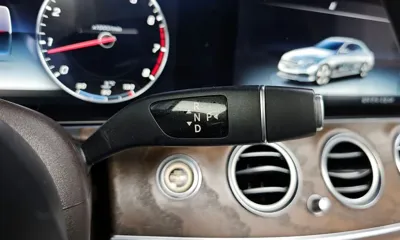 Mercedes-Benz E-Class 2018, 123691 км, за 15032.17 USD - фото 9