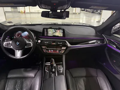 BMW 5-Series 2019, 26400 км, за 23959.56 USD - фото 7
