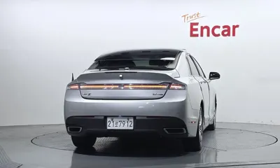 Lincoln MKZ 2014, 126169 км, за 2953.92 USD
