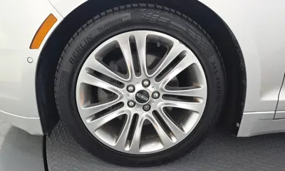Lincoln MKZ 2014, 126169 км, за 2953.92 USD