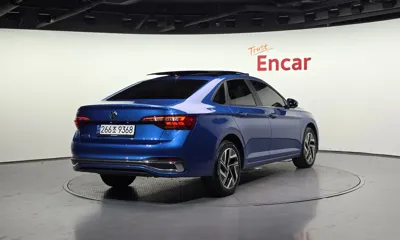 Volkswagen Jetta 2024, 12205 км, за 15894.03 USD