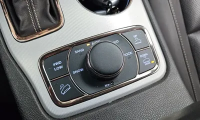 Jeep Cherokee 2019, 96200 км, за 14375.74 USD - фото 36