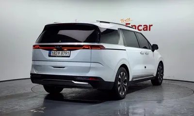 Kia Canival 2023, 96846 км, за 21146.23 USD