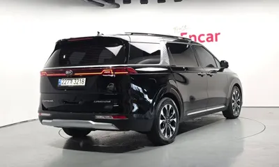Kia Canival 2021, 133593 км, за 17889.69 USD
