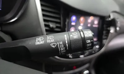 ChevroletGMDaewoo Trax 2020, 131809 км, за 4332.41 USD - фото 27