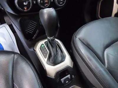 Jeep Renegade 2017, 80820 км, за 5842.2 USD - фото 11