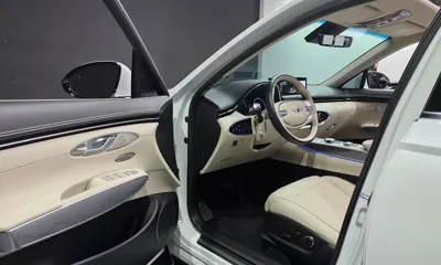 Genesis GV70 2023, 61170 км, за 28095.05 USD - фото 8