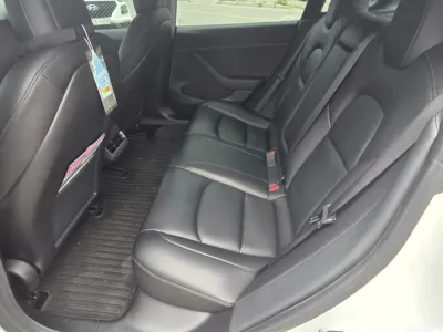 Tesla Model 3 2021, 42462 км, за 22768.69 USD