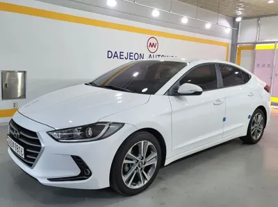Hyundai Avante · 2018 год