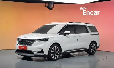 Kia Canival · 2021 год