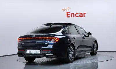 Kia K5 2020, 136051 км, за 12480.29 USD
