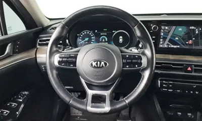 Kia K5 2020, 136051 км, за 12480.29 USD - фото 13