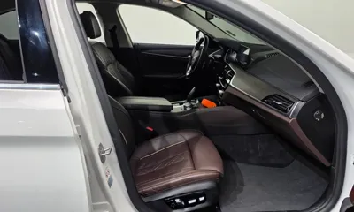 BMW 5-Series 2018, 162844 км, за 12046.62 USD - фото 11