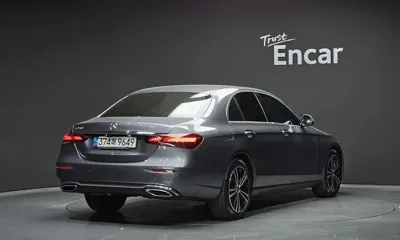 Mercedes-Benz E-Class 2021, 47795 км, за 21610.61 USD