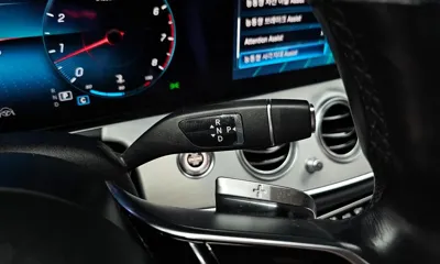 Mercedes-Benz E-Class 2021, 47795 км, за 21610.61 USD - фото 9