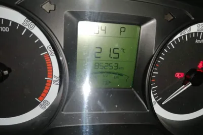 Skoda Fabia 2017, 85200 км, за 6319 USD - фото 9