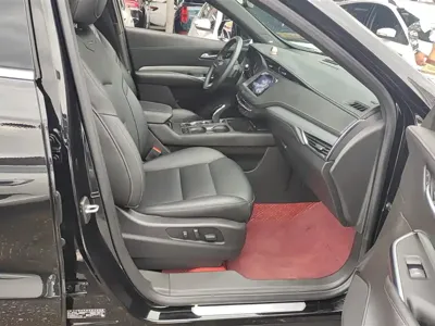 Cadillac XT4 2021, 40800 км, за 15611.76 USD - фото 8