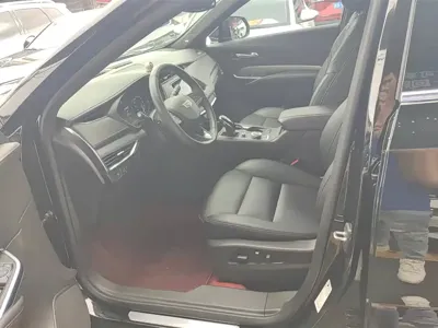 Cadillac XT4 2021, 40800 км, за 15611.76 USD - фото 9