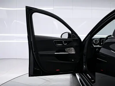 Mercedes-Benz C-Class 2022, 29000 км, за 26191.37 USD - фото 11