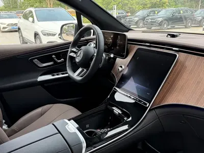 Mercedes-Benz EQE SUV 2025, 100 км, за 41170.48 USD