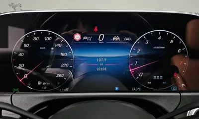 Mercedes-Benz E-Class 2024, 10108 км, за 39022.82 USD - фото 8