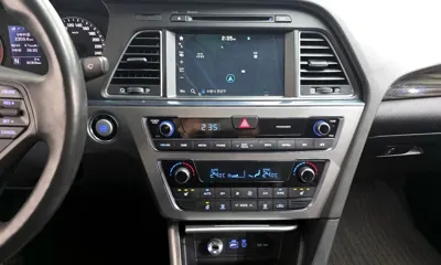 Hyundai Sonata 2015, 92359 км, за 5087.54 USD - фото 16