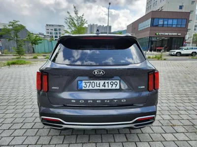 Kia Sorento 2021, 65750 км, за 16836.76 USD
