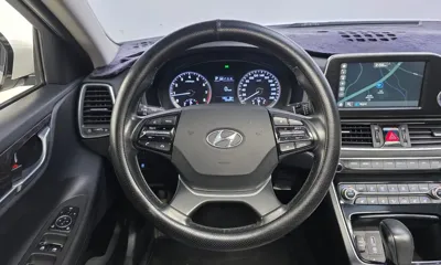 Hyundai Grandeur 2018, 125229 км, за 9867.54 USD - фото 14