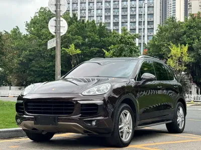 Porsche Cayenne · 2015 год