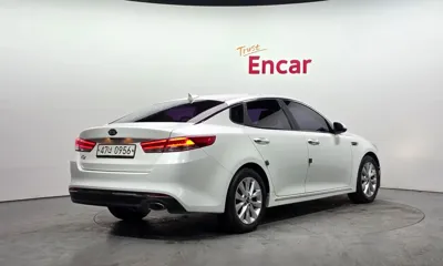 Kia K5 2016, 139062 км, за 6210.77 USD