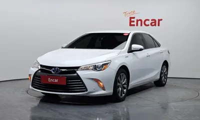 Toyota Camry · 2016 год