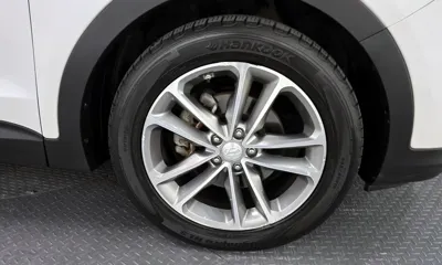 Hyundai Santafe 2016, 185098 км, за 6502.89 USD