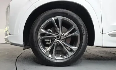 Hyundai Santafe 2019, 48659 км, за 16075.88 USD
