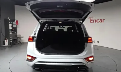 Hyundai Santafe 2019, 48659 км, за 16075.88 USD - фото 36