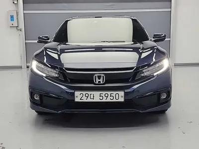 Honda Civic 2019, 105572 км, за 9977.68 USD