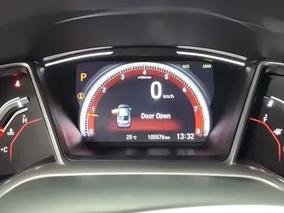 Honda Civic 2019, 105572 км, за 9977.68 USD - фото 8