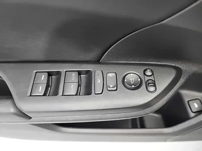 Honda Civic 2019, 105572 км, за 9977.68 USD - фото 17